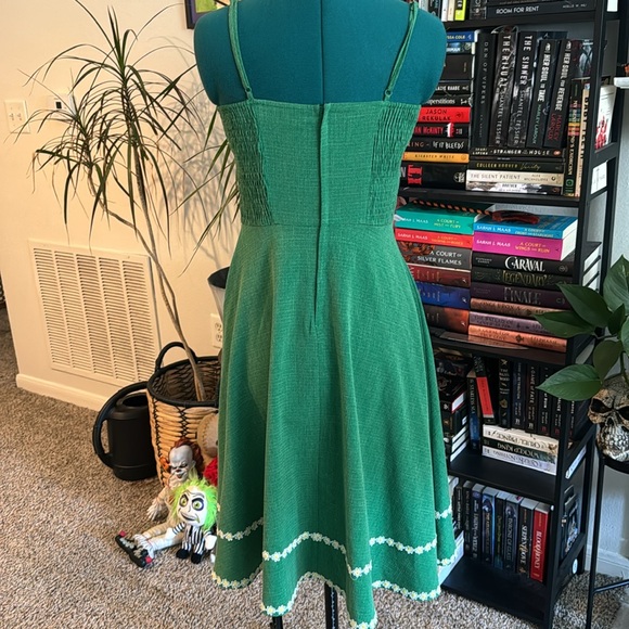 Daisy Dress - Picture 7 of 8